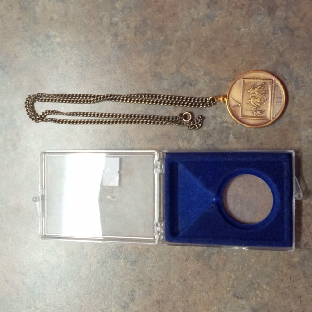 Football medallion necklace - Picture 2 of 3